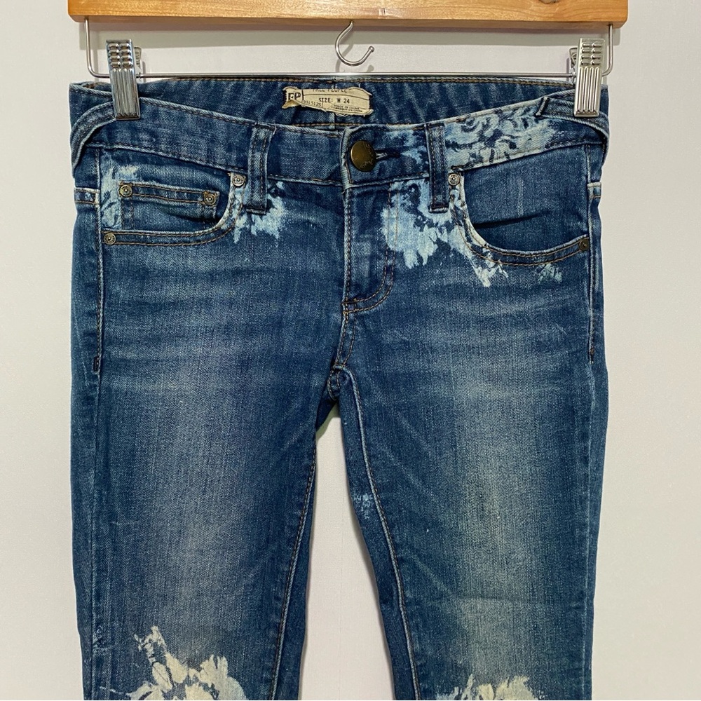 Free People Floral Skinny Jeans Size 24 Comfy Stretch Preppy Casual - Picture 2 of 12